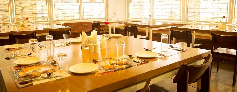 Vinaya Royal Inn Kammasandra Экстерьер фото