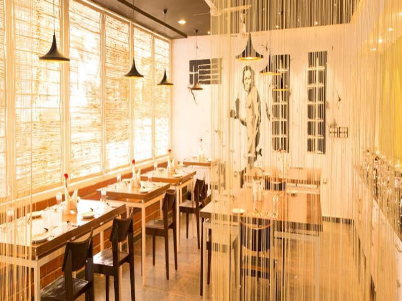 Vinaya Royal Inn Kammasandra Экстерьер фото